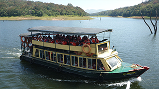 南インド ケララ州～スパイスとアーユルヴェーダの故郷を行く～