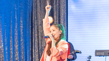 ももいろクローバーZ