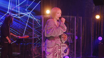 藍井エイル