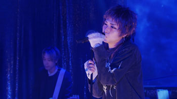 蒼井翔太