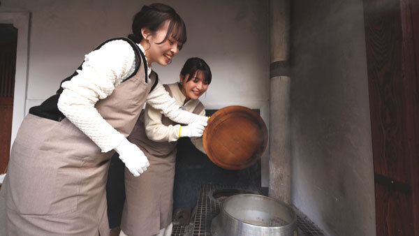 羽釜での釜炊き