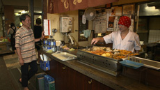 酒場パラダイス赤羽 その歴史と新たな酒場風景