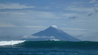 パプアニューギニア 南の島の波物語