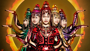 White Hot Blizzard MOMOIRO CHRISTMAS2013 美しき極寒の世界