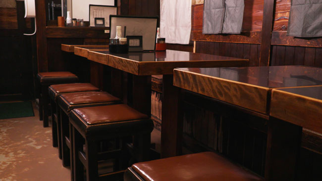 やきとり 母家 外観