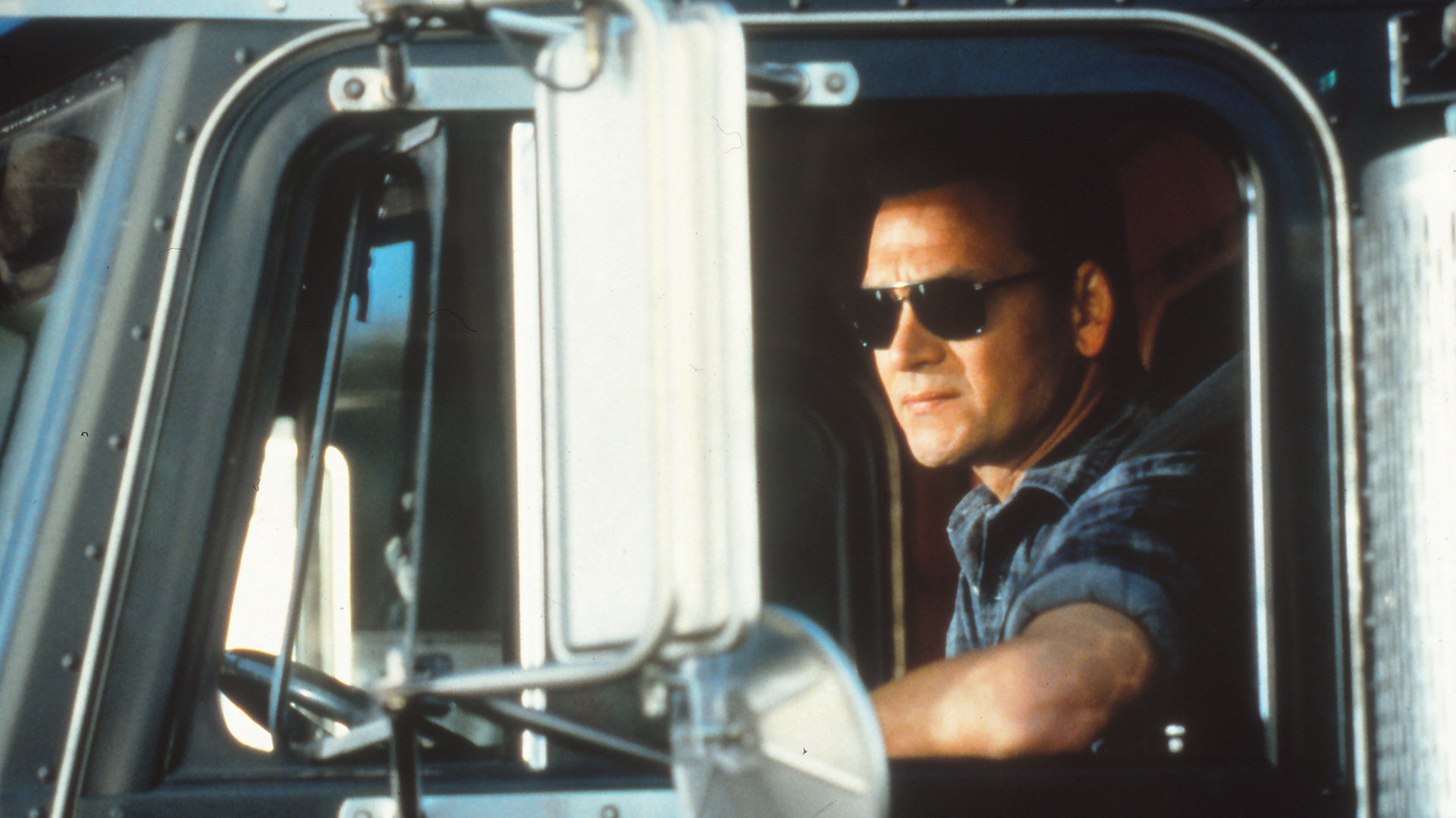 патрик суэйзи черный пес. патрик суэйзи черный пес. патрик суэйзи черный пес. мит лоуф черный пес. патрик суэйзи черный пес.