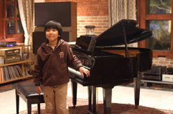 ジェイ・シネカノン シアター「私のちいさなピアニスト」