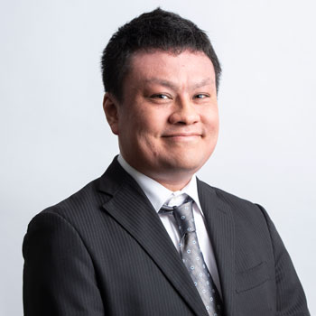 山本 直
